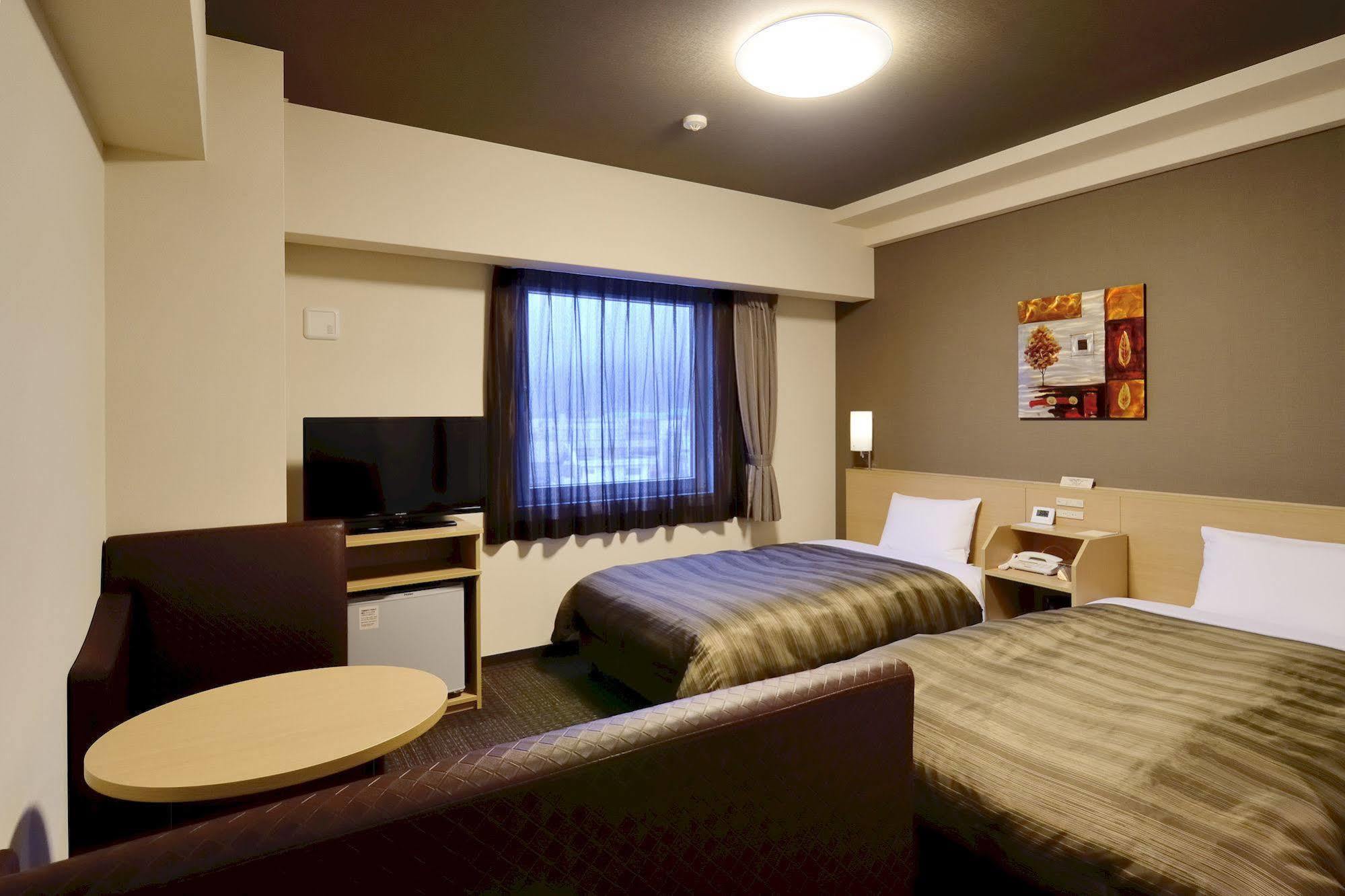 Hotel Route-Inn Saiki Ekimae Εξωτερικό φωτογραφία